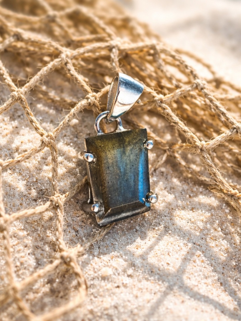 Labradorite Pendant